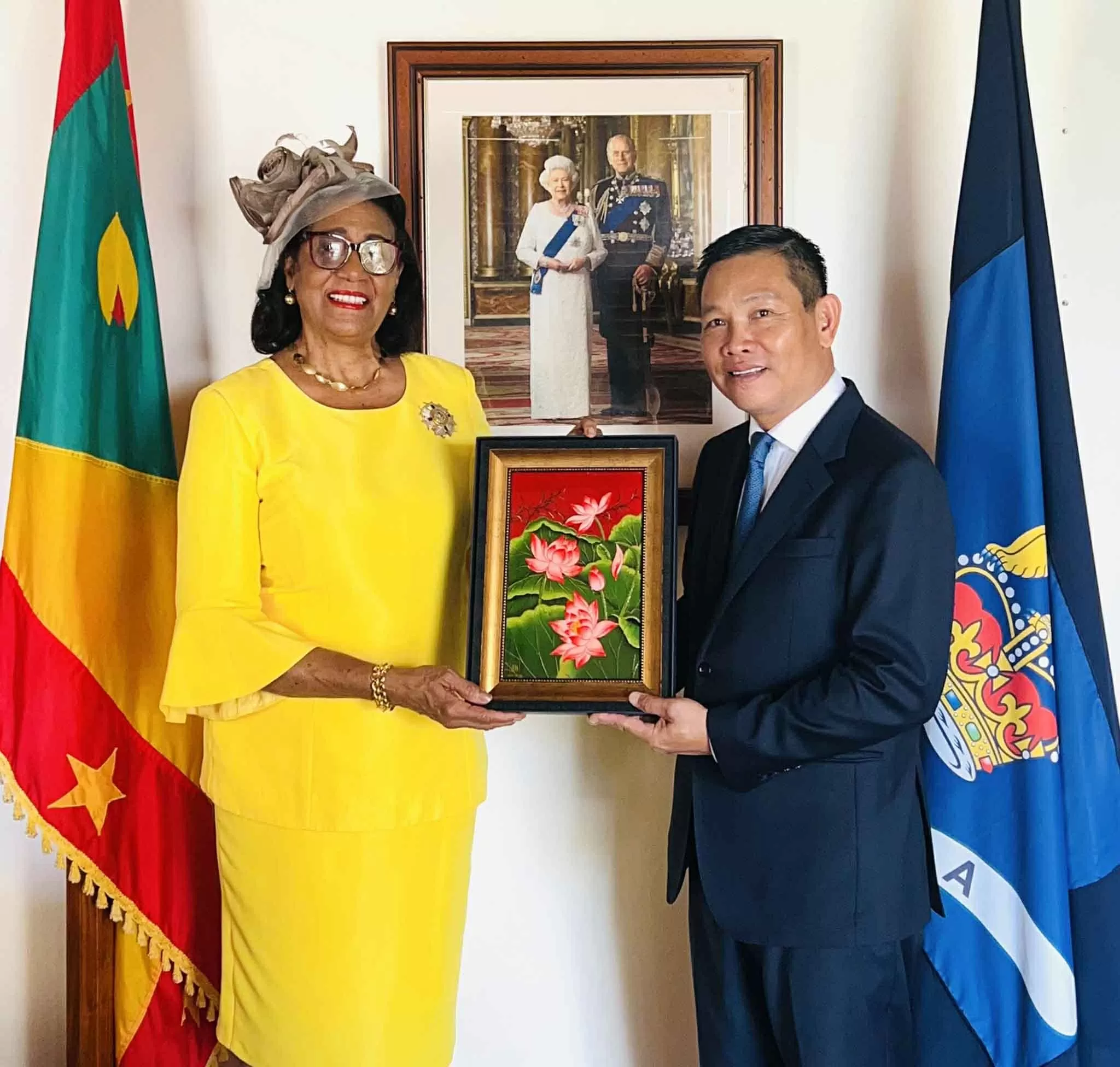 Đại sứ Vũ Trung Mỹ trình Thư ủy nhiệm lên Toàn quyền Grenada