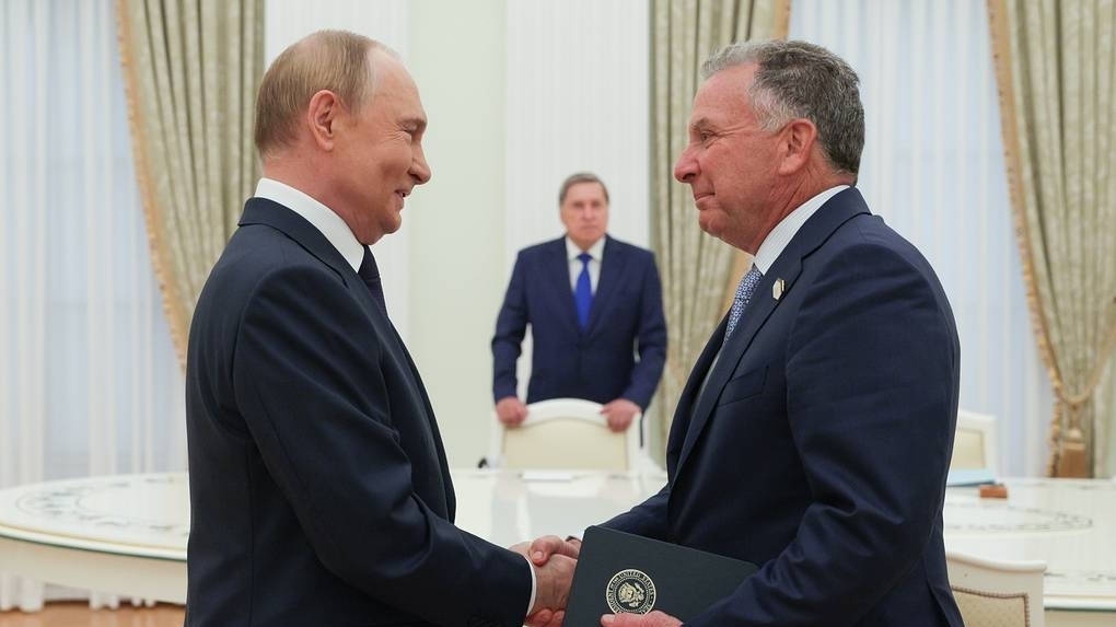 tong thong nga hoi dam voi dac phai vien my trong 3 gio hai nuoc noi gi ve cuoc gap truoc han chot cua ong trump