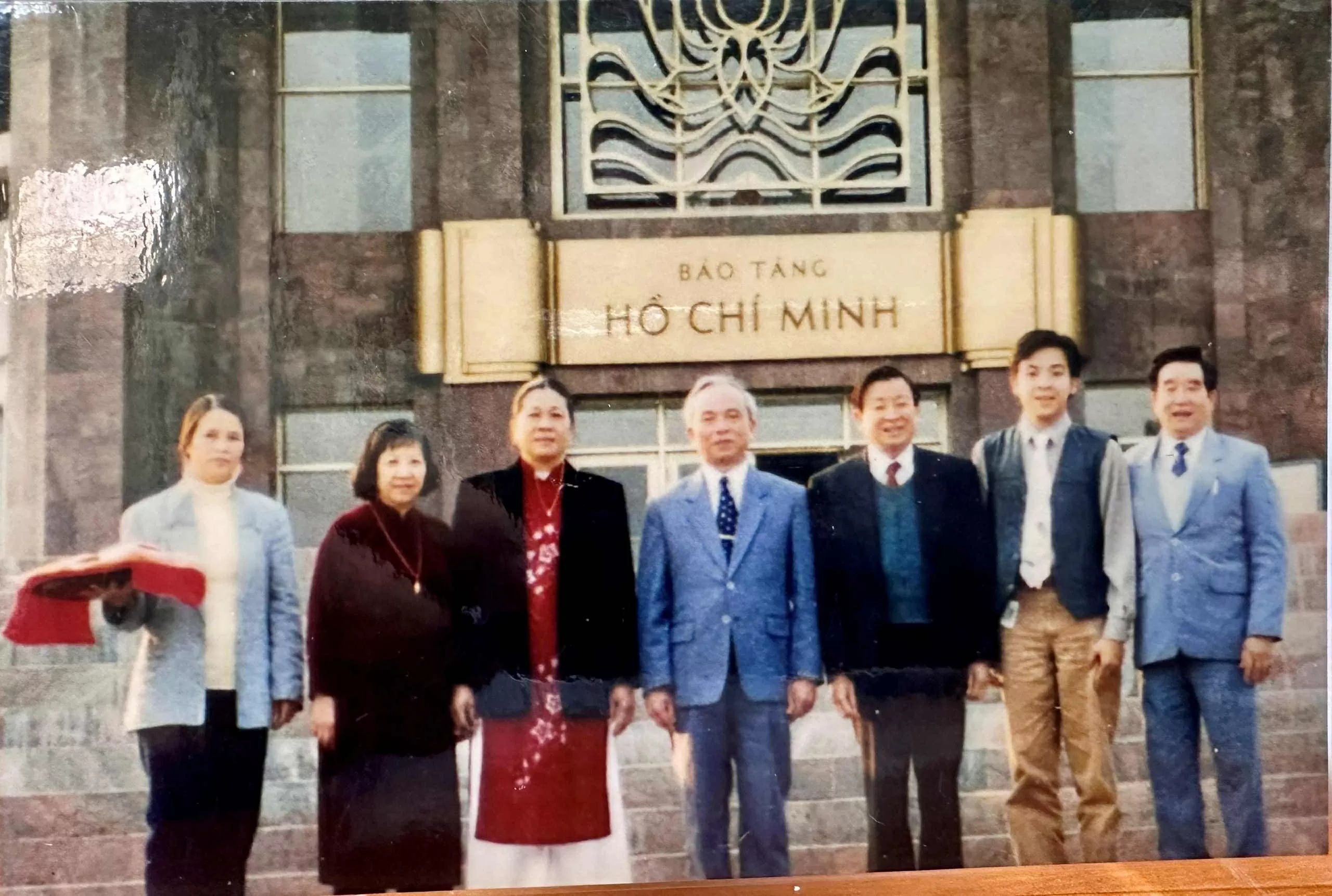 Tượng Bác Hồ ở châu Phi Tượng Bác Hồ ở châu Phi