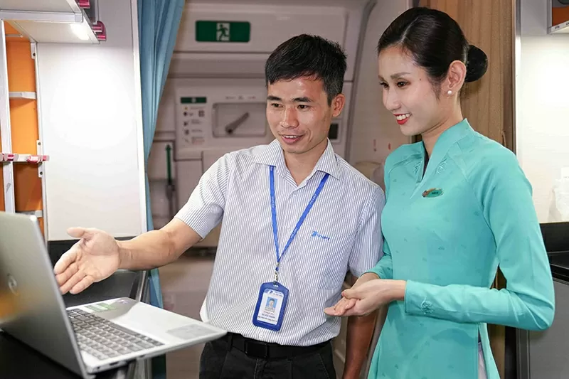 Vietnam Airlines ‘mở bầu trời số’: Kết nối Internet cả khi đang bay