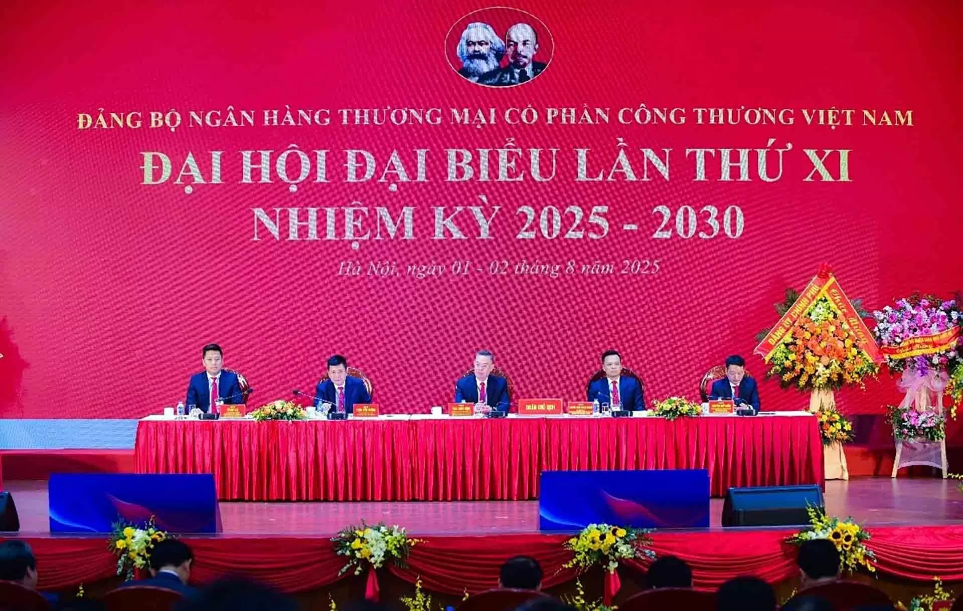 Đại hội Đảng bộ VietinBank: Cùng đất nước tiến mạnh trong kỷ nguyên mới