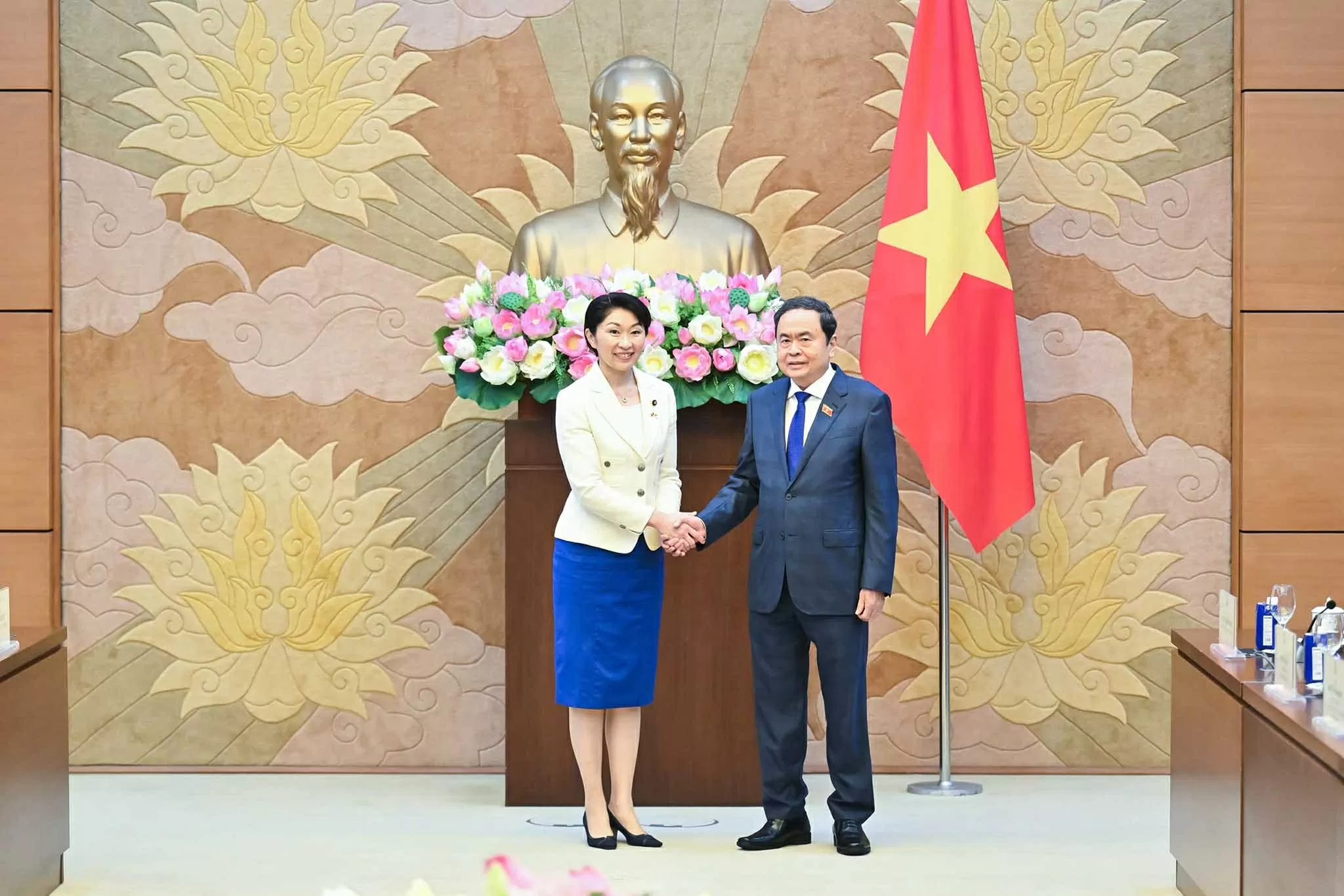 Việt Nam-Nhật Bản: Tiếp tục tăng cường hợp tác sâu rộng, hiệu quả và thực chất Việt Nam-Nhật Bản: Tiếp tục tăng cường hợp tác sâu rộng, hiệu quả và thực chất