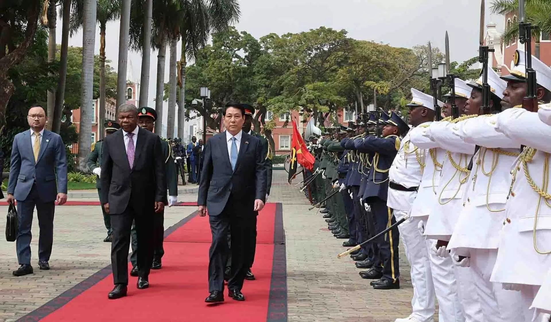 Dấu mốc lịch sử, tạo tiền đề đưa quan hệ Việt Nam-Angola bước vào giai đoạn mới Dấu mốc lịch sử, tạo tiền đề đưa quan hệ Việt Nam-Angola bước vào giai đoạn mới