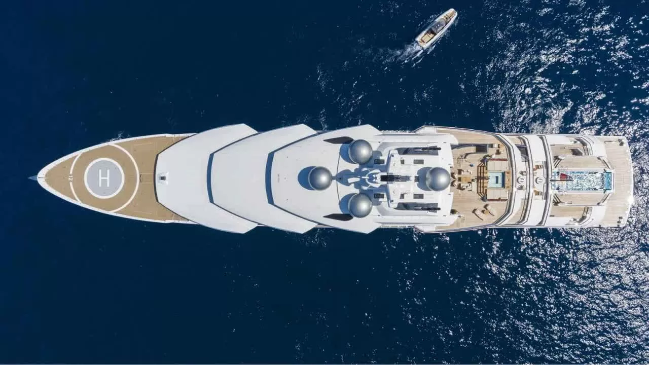 Mỹ đấu giá du thuyền sang trọng của Nga