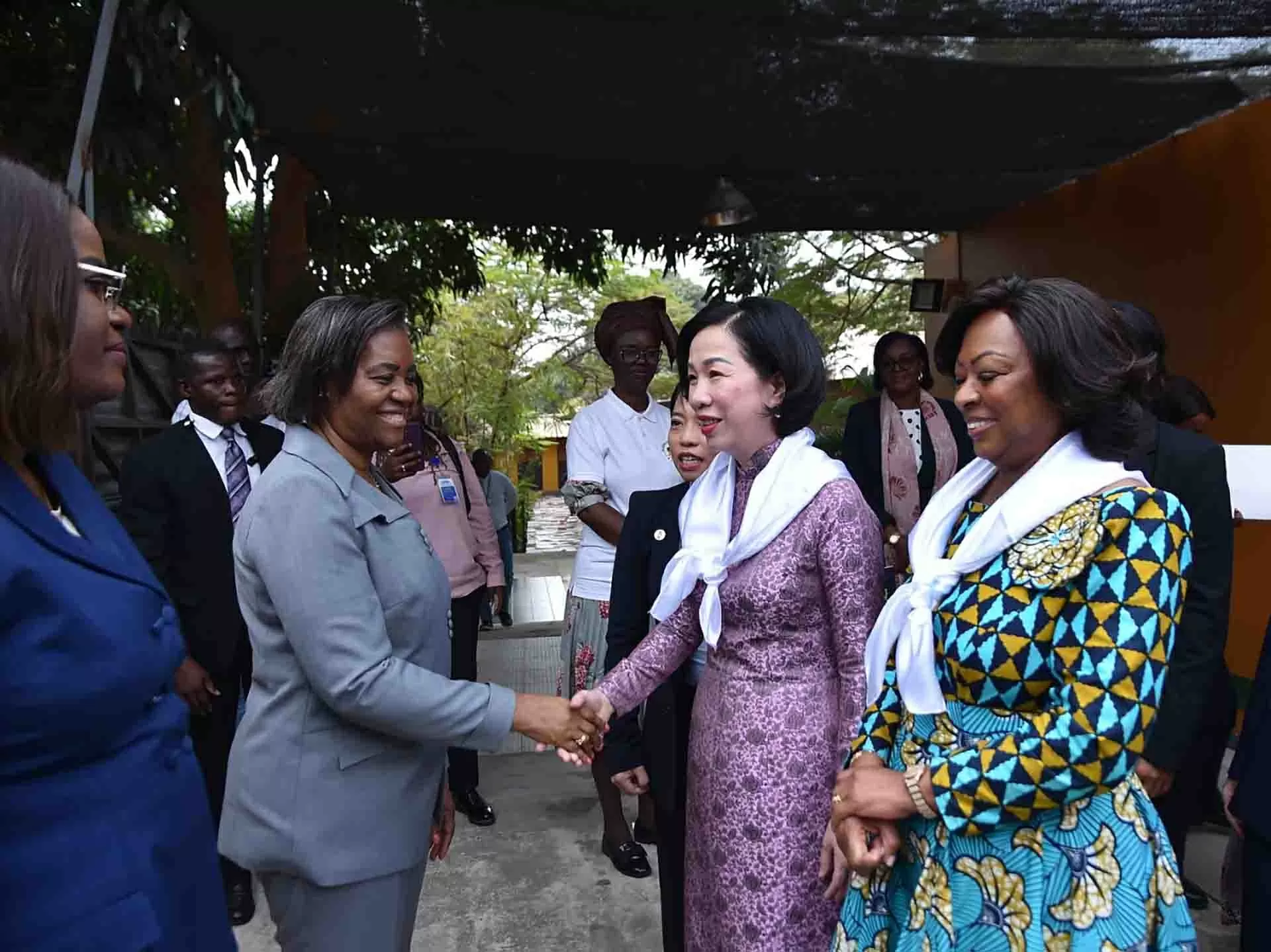 Phu nhân Chủ tịch nước thăm Trung tâm bảo trợ xã hội Remar Angola, lan tỏa thông điệp nhân văn và tình hữu nghị Việt Nam-Angola Phu nhân Chủ tịch nước thăm Trung tâm bảo trợ xã hội Remar Angola, lan tỏa thông điệp nhân văn và tình hữu nghị Việt Nam-Angola