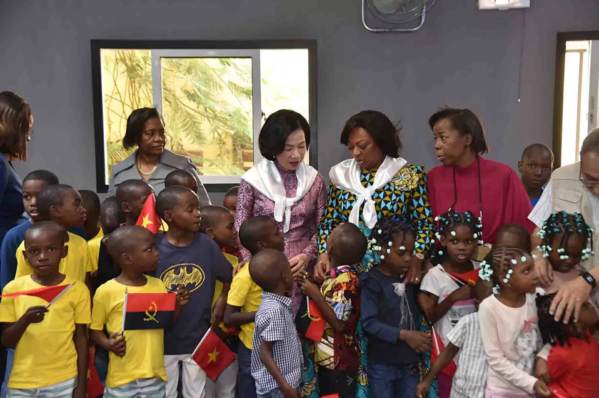 Phu nhân Chủ tịch nước thăm Trung tâm bảo trợ xã hội Remar Angola, lan tỏa thông điệp nhân văn và tình hữu nghị Việt Nam-Angola Phu nhân Chủ tịch nước thăm Trung tâm bảo trợ xã hội Remar Angola, lan tỏa thông điệp nhân văn và tình hữu nghị Việt Nam-Angola