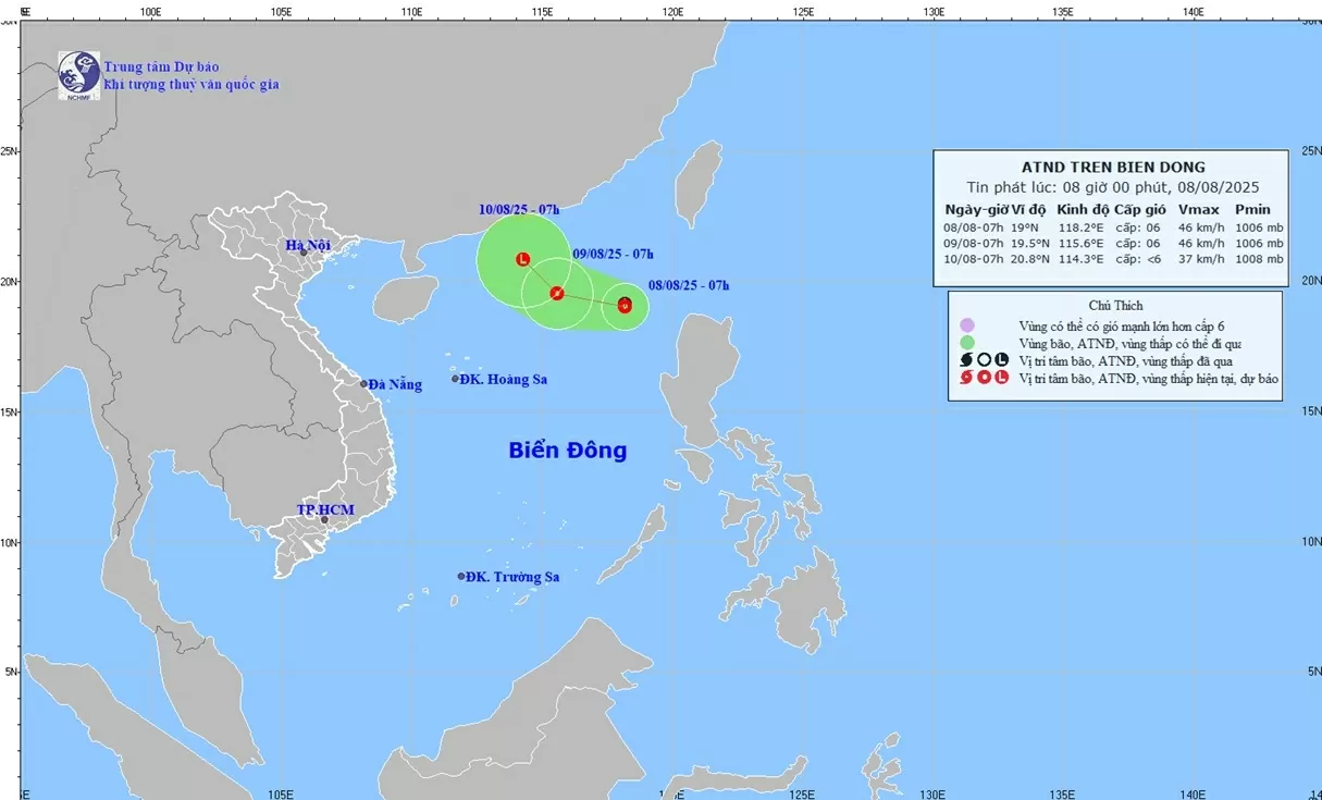 Theo dõi chặt chẽ diễn biến áp thấp nhiệt đới trên Biển Đông, quản lý các phương tiện ra khơi, không di chuyển vào vùng nguy hiểm