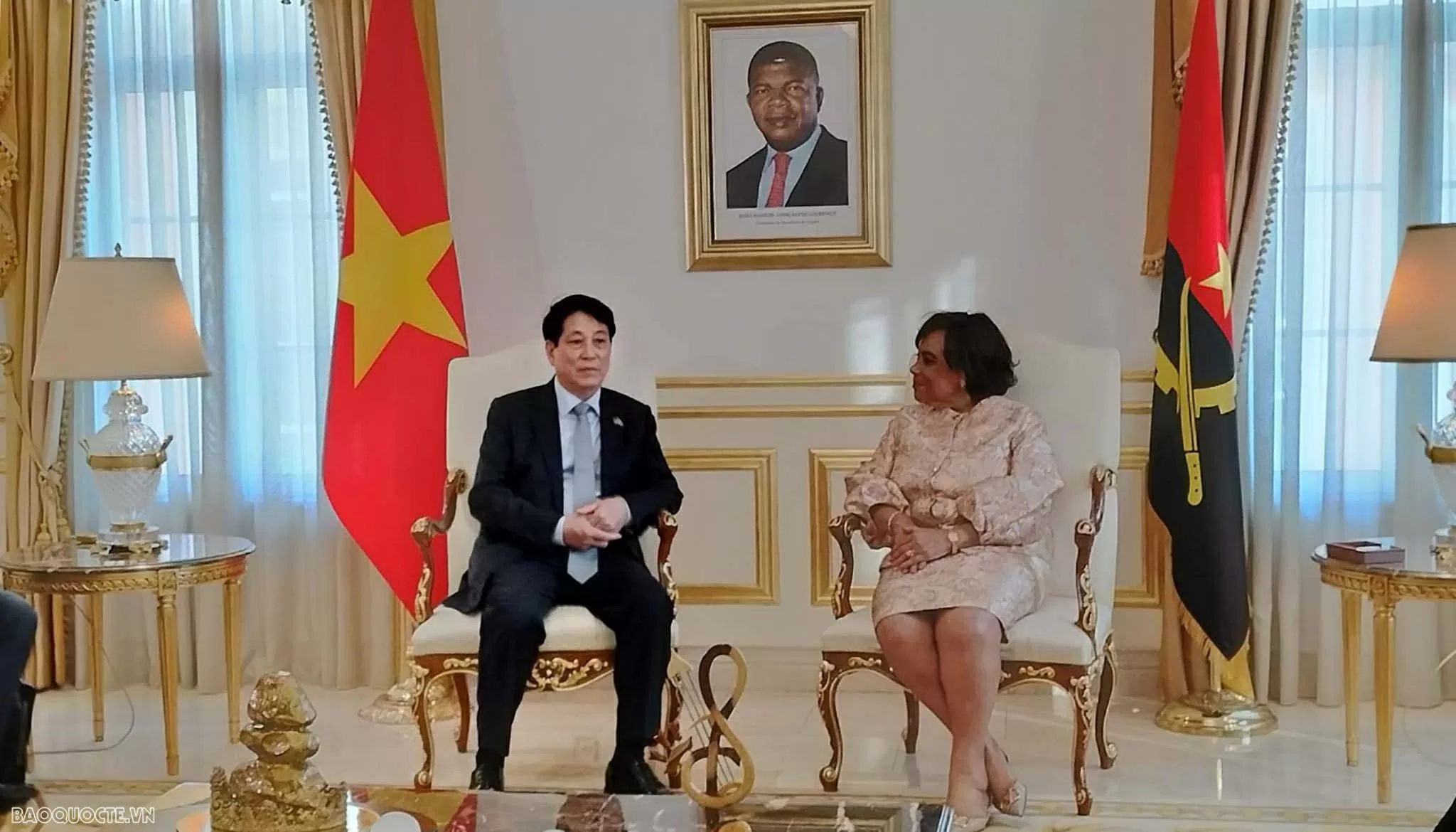 Chủ tịch nước Lương Cường hội kiến Chủ tịch Quốc hội Angola Carolina Cerqueira