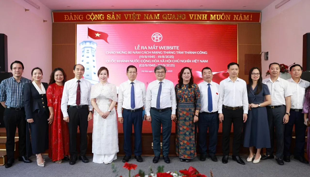 Hà Nội ra mắt hệ sinh thái số “A80 - Tự hào Việt Nam” chào mừng 80 năm Quốc khánh 2/9 Hà Nội ra mắt hệ sinh thái số “A80 - Tự hào Việt Nam” chào mừng 80 năm Quốc khánh 2/9