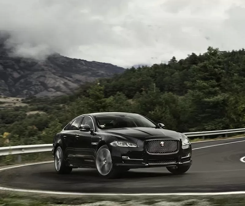 Cập nhật bảng giá xe hãng Jaguar mới nhất tháng 8/2025 Cập nhật bảng giá xe hãng Jaguar mới nhất tháng 8/2025