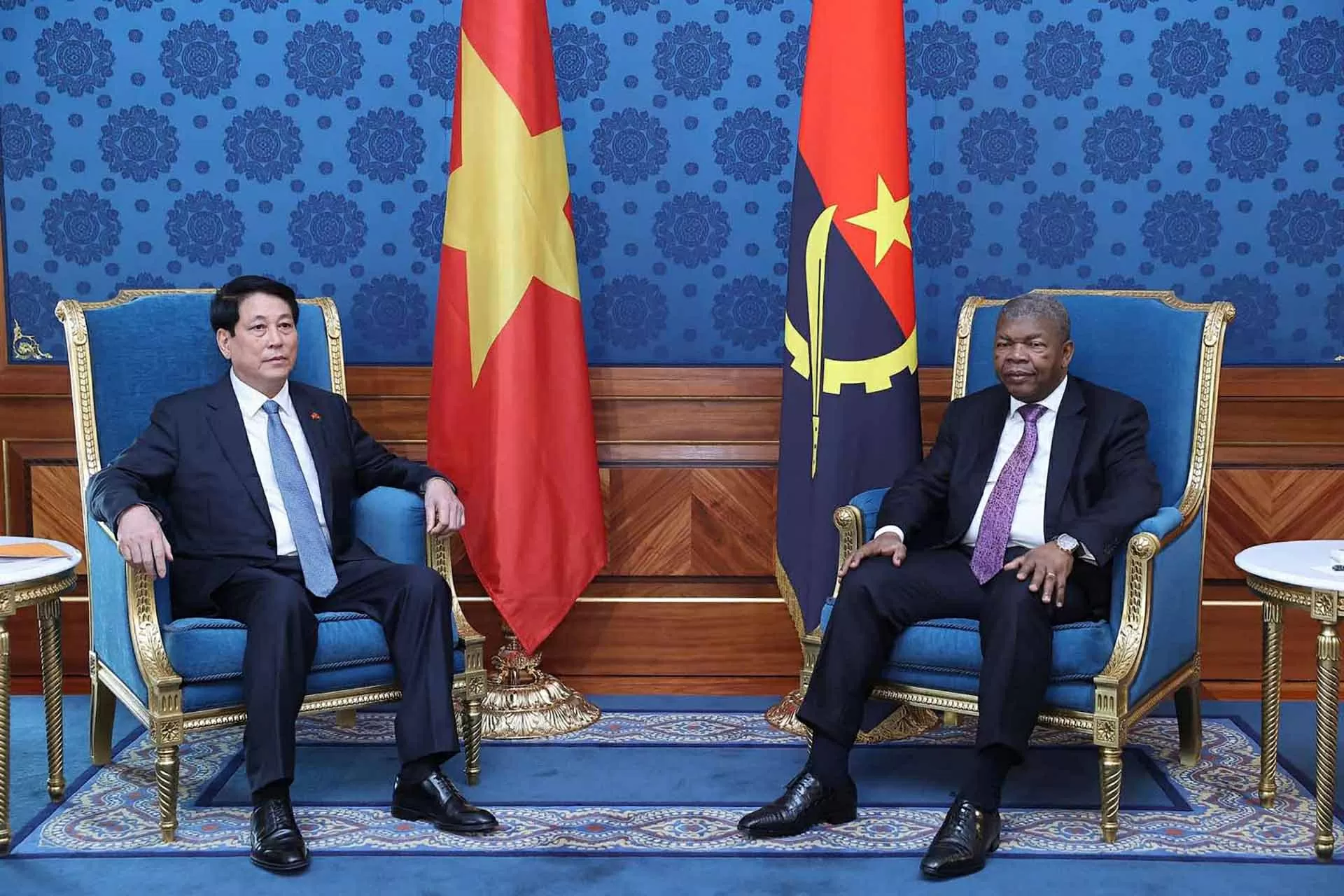 Chủ tịch nước Lương Cường và Tổng thống Angola João Manuel Gonçalves Lourenço.