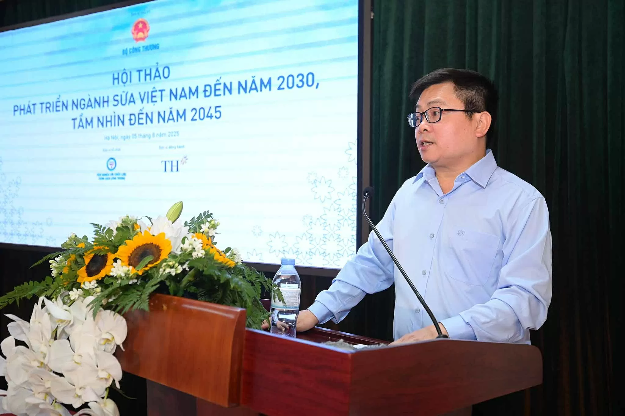 Ngành sữa Việt Nam hướng 2030: Giảm phụ thuộc nhập khẩu, tăng mạnh sữa tươi nội địa Ngành sữa Việt Nam hướng 2030: Giảm phụ thuộc nhập khẩu, tăng mạnh sữa tươi nội địa