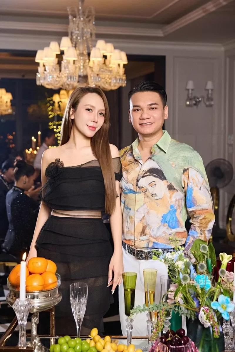 Sao Việt Sao Việt