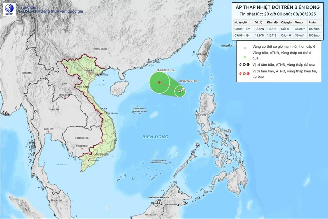 Áp thấp nhiệt đới trên vùng biển phía Đông khu vực Bắc Biển Đông, di chuyển chậm, sắp suy yếu thành vùng áp thấp