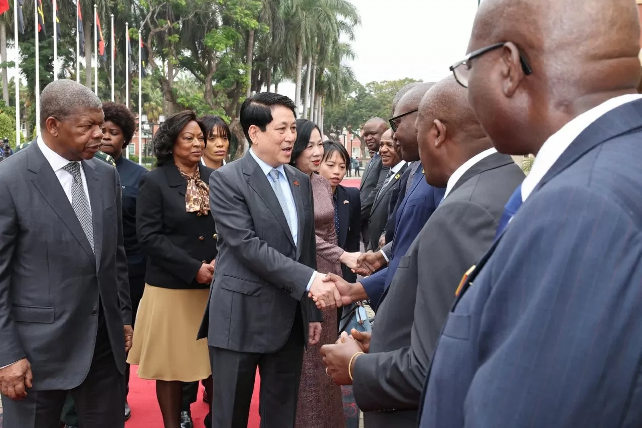 Chủ tịch nước Lương Cường và Phu nhân kết thúc tốt đẹp chuyến thăm cấp Nhà nước Cộng hòa Angola