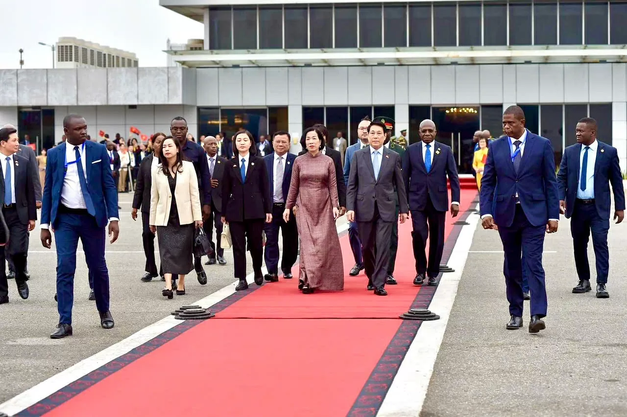 Chủ tịch nước Lương Cường và Phu nhân kết thúc tốt đẹp chuyến thăm cấp Nhà nước Cộng hòa Angola