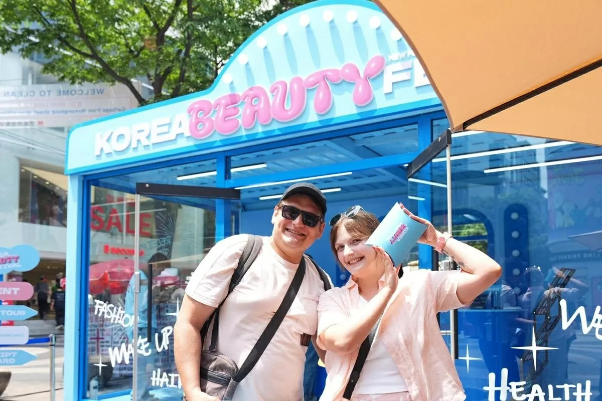 Lễ hội sắc đẹp Hàn Quốc đón kỷ lục hàng trăm nghìn du khách quốc tế