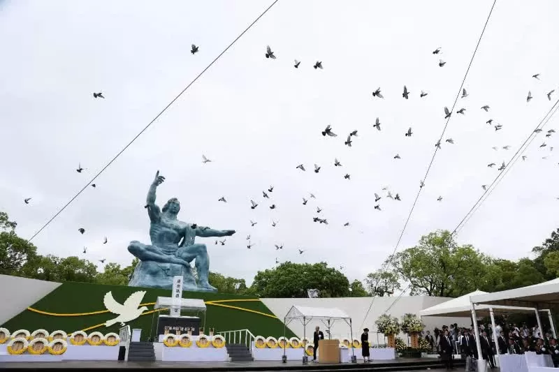 80 năm sau vụ ném bom nguyên tử xuống Nagasaki: Khát vọng về một thế giới không vũ khí hạt nhân 80 năm sau vụ ném bom nguyên tử xuống Nagasaki: Khát vọng về một thế giới không vũ khí hạt nhân