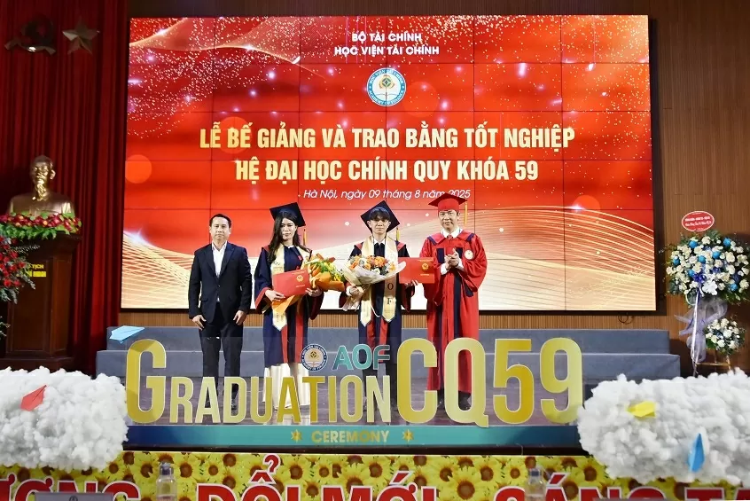 Truyền cảm hứng xây dựng nền tài chính hiện đại, đóng góp cho phát triển kinh tế xã hội của đất nước