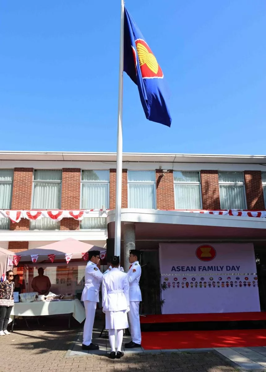 Rực rỡ nét đẹp đoàn kết ASEAN giữa trái tim châu Âu Rực rỡ nét đẹp đoàn kết ASEAN giữa trái tim châu Âu