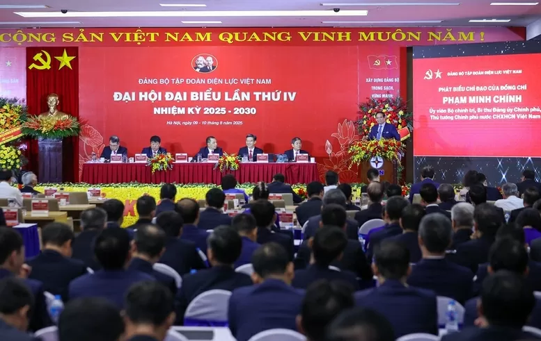 Thủ tướng Phạm Minh Chính: A