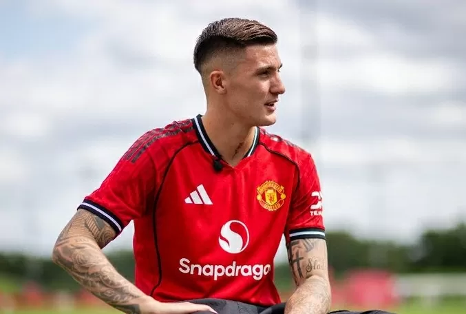 Tới Man Utd, Sesko được nhường số áo yêu thích Tới Man Utd, Sesko được nhường số áo yêu thích