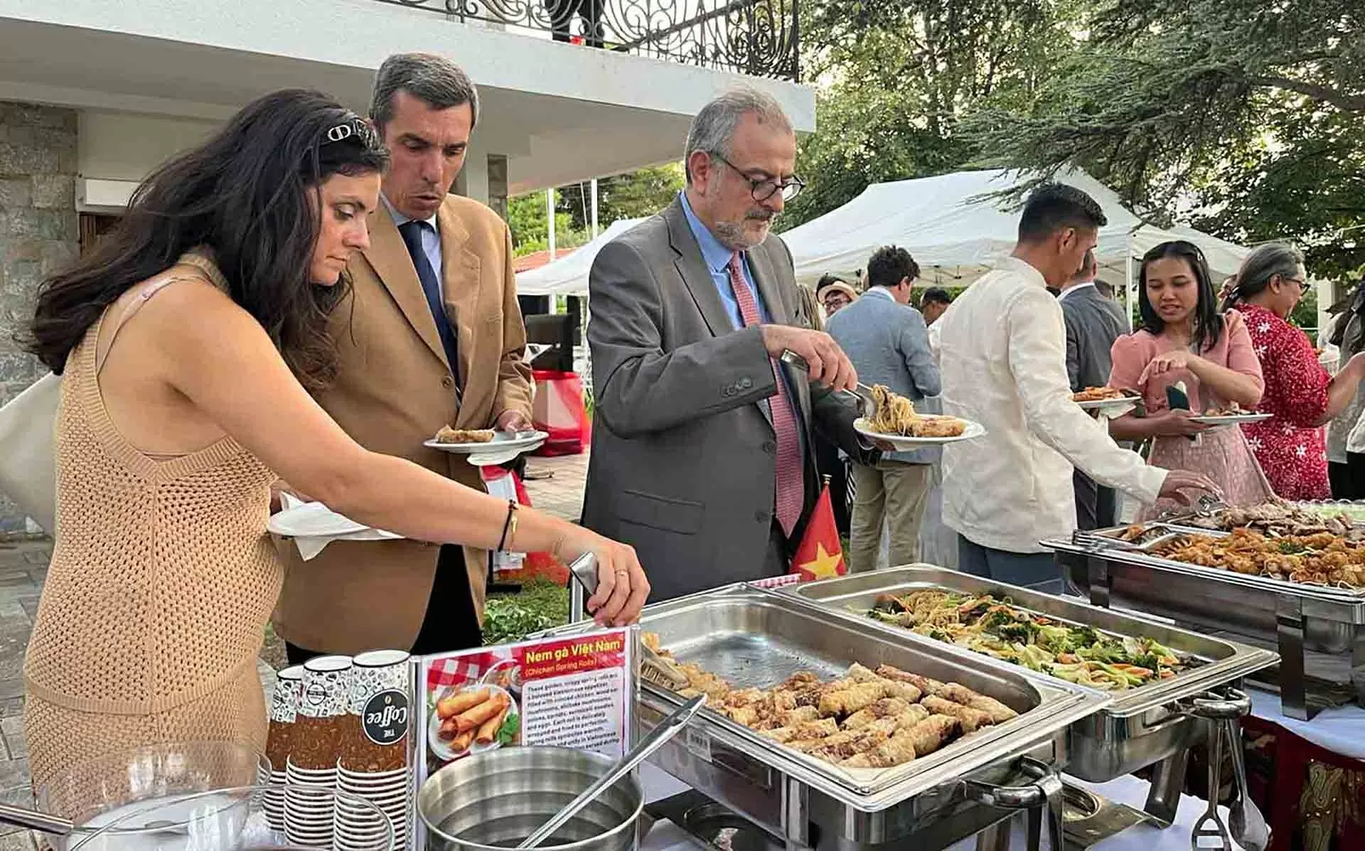 Tổ chức trọng thể lễ kỷ niệm Ngày ASEAN tại thủ đô Athens, Hy Lạp Tổ chức trọng thể lễ kỷ niệm Ngày ASEAN tại thủ đô Athens, Hy Lạp