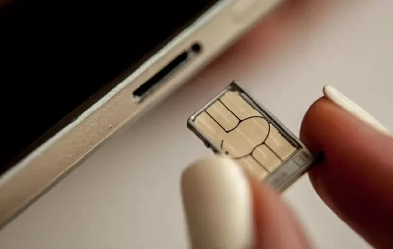 Kiểm tra thao tác chọc SIM Kiểm tra thao tác chọc SIM