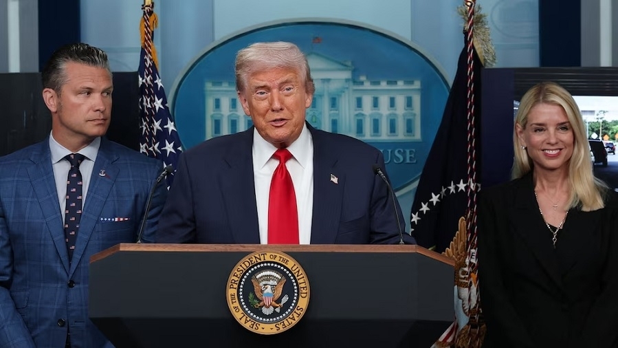 Tổng thống Trump tuyên bố bang Chicago 'hỗn loạn', quyết tâm sớm can thiệp