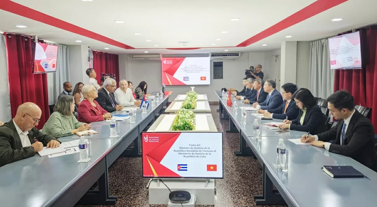 Việt Nam và Cuba ký kết dự án hỗ trợ pháp lý lịch sử, củng cố tình hữu nghị bền chặt
