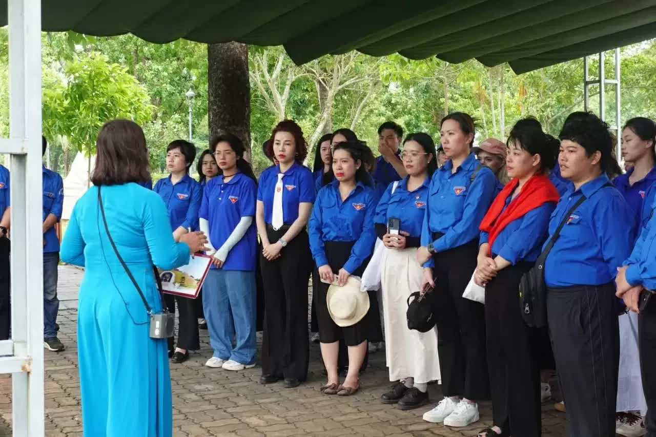 Khơi dậy động lực cho thanh niên trong thời đại số Khơi dậy động lực cho thanh niên trong thời đại số