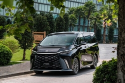 Cập nhật bảng giá xe hãng Lexus mới nhất tháng 8/2025