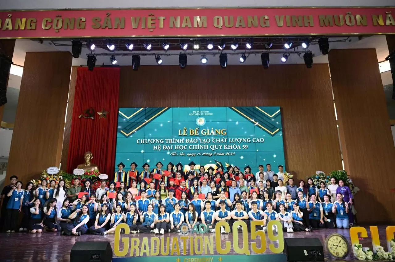 Ươm mầm cho sự phát triển của ngành tài chính Việt Nam trong kỷ nguyên hội nhập Ươm mầm cho sự phát triển của ngành tài chính Việt Nam trong kỷ nguyên hội nhập