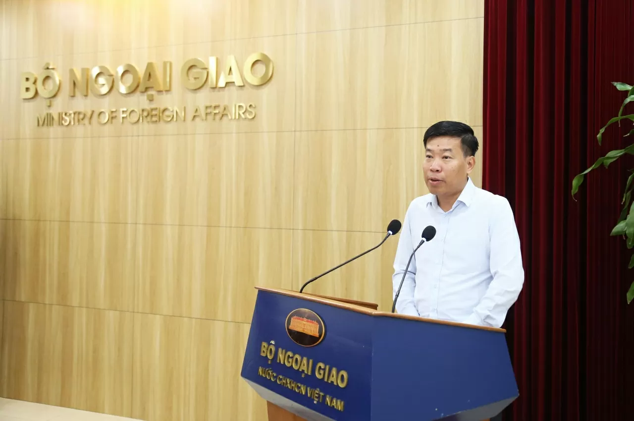 Phó Bí thư Thường trực Đảng ủy Bộ Ngoại giao Nguyễn Mạnh Cường phát biểu tại Hội nghị. (Ảnh: Thành Long) Phó Bí thư Thường trực Đảng ủy Bộ Ngoại giao Nguyễn Mạnh Cường phát biểu tại Hội nghị. (Ảnh: Thành Long)