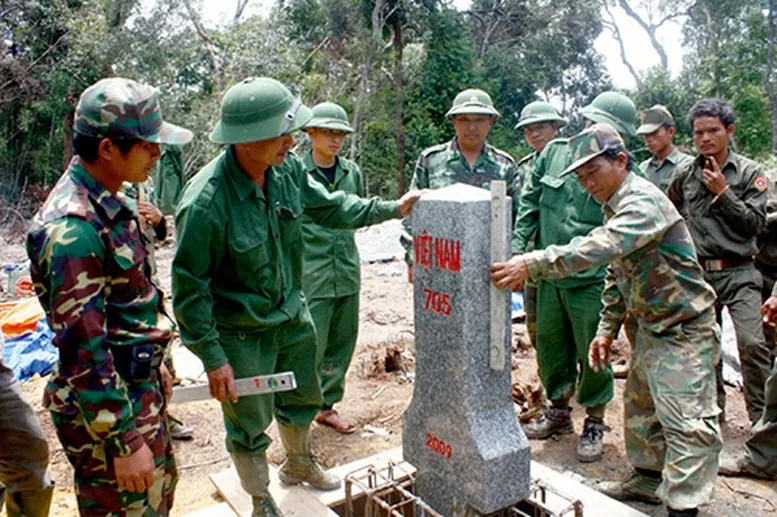 Công tác biên giới lãnh thổ: 80 năm bền bỉ, thầm lặng mà tự hào của Ngoại giao Việt Nam Công tác biên giới lãnh thổ: 80 năm bền bỉ, thầm lặng mà tự hào của Ngoại giao Việt Nam