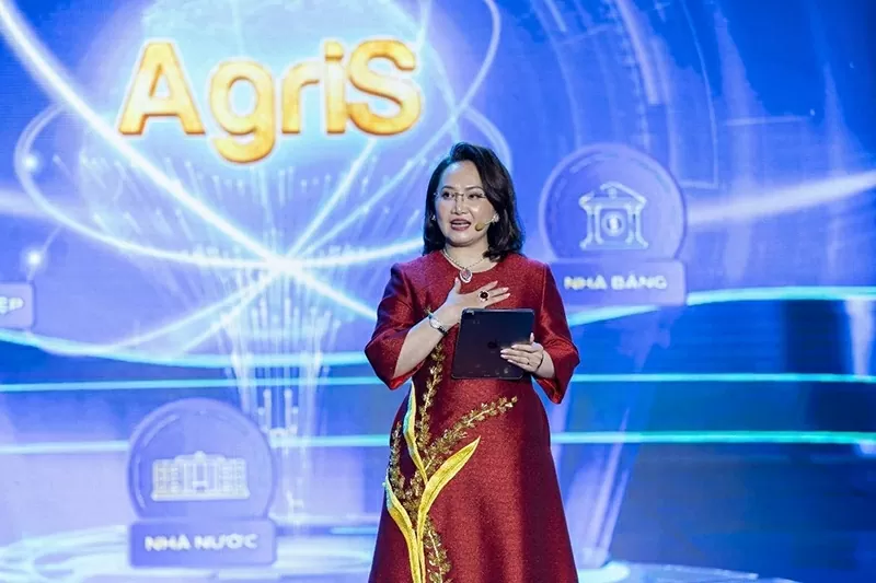 Chủ tịch HĐQT AgriS Đặng Huỳnh Ức My giới thiệu Đề án Hiện đại hóa - Số hóa Nông nghiệp trên nền tảng ESG và Dữ liệu hóa, giai đoạn 2025–2030, khẳng định mạnh mẽ cam kết hành động, nhằm khai mở một kỷ nguyên mới cho nền nông nghiệp công nghệ cao Việt Nam. Chủ tịch HĐQT AgriS Đặng Huỳnh Ức My giới thiệu Đề án Hiện đại hóa - Số hóa Nông nghiệp trên nền tảng ESG và Dữ liệu hóa, giai đoạn 2025–2030, khẳng định mạnh mẽ cam kết hành động, nhằm khai mở một kỷ nguyên mới cho nền nông nghiệp công nghệ cao Việt Nam.