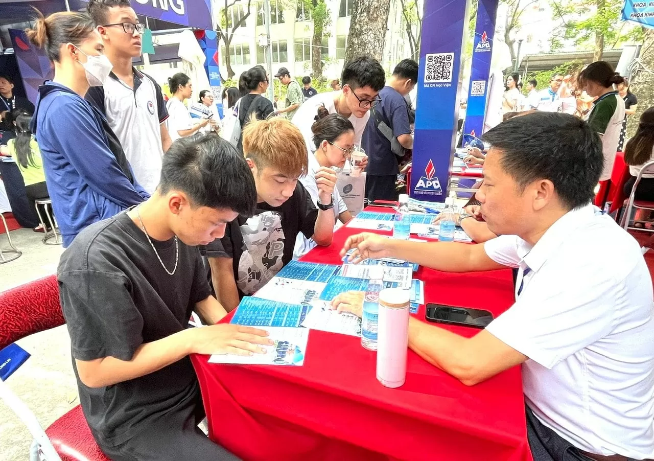 Bộ GD&ĐT chuẩn bị lọc ảo 6 lần để xét tuyển đại học năm 2025