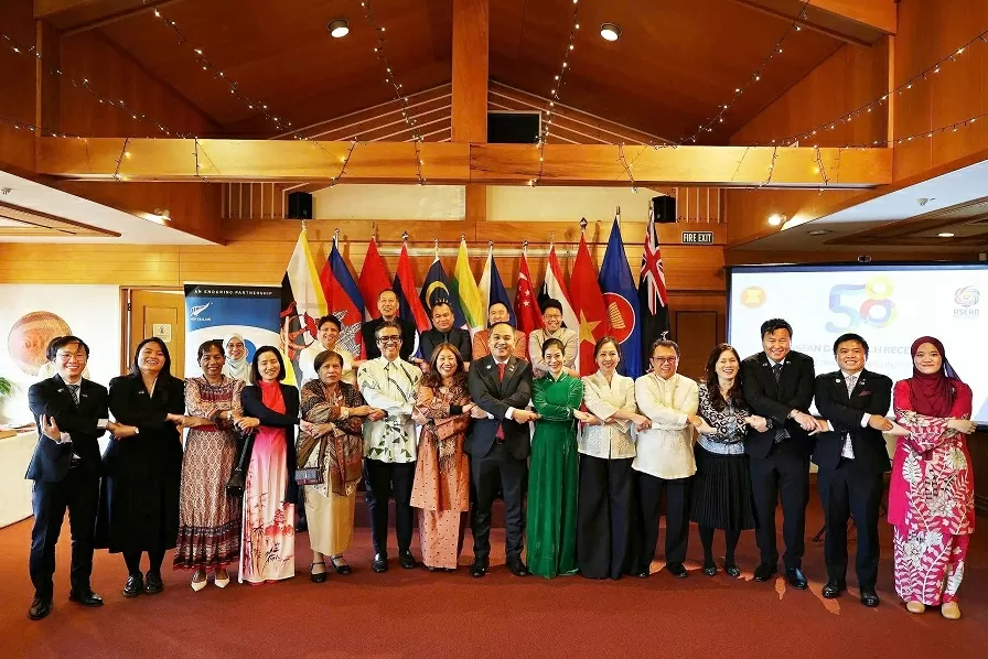 Tinh thần đoàn kết, hữu nghị, đối thoại và hợp tác toát lên tại Lễ kỷ niệm 58 năm Ngày thành lập ASEAN tại New Zealand Tinh thần đoàn kết, hữu nghị, đối thoại và hợp tác toát lên tại Lễ kỷ niệm 58 năm Ngày thành lập ASEAN tại New Zealand