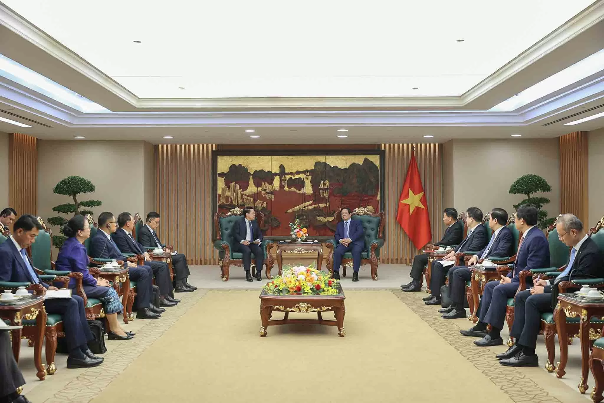 Việt Nam sẵn sàng trao đổi kinh nghiệm với Lào về cải cách, tái cơ cấu doanh nghiệp Nhà nước