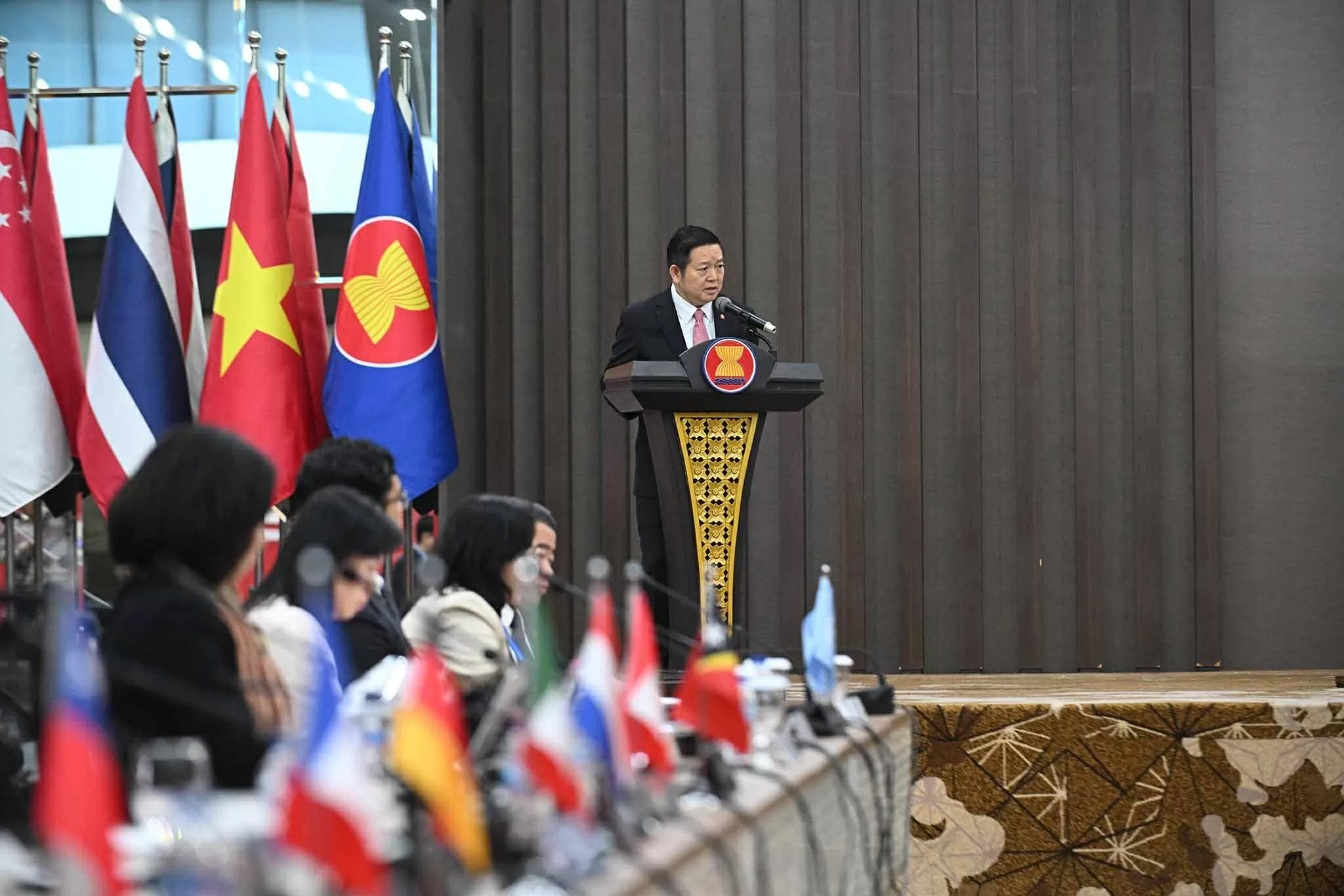 Tọa đàm và triển lãm kỷ niệm 25 năm Sáng kiến hội nhập ASEAN