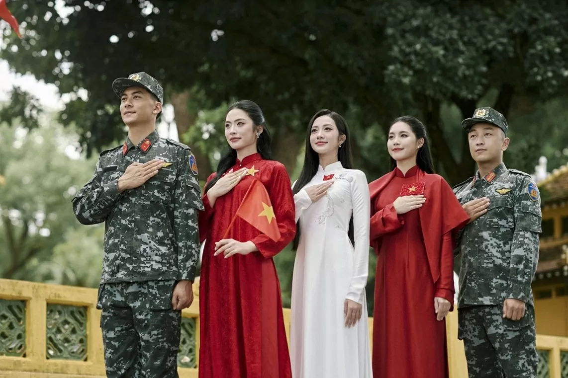 Top 3 Hoa hậu Việt Nam 2024 tham gia dự án áo dài, thể hiện tình cảm quân dân bền chặt Top 3 Hoa hậu Việt Nam 2024 tham gia dự án áo dài, thể hiện tình cảm quân dân bền chặt