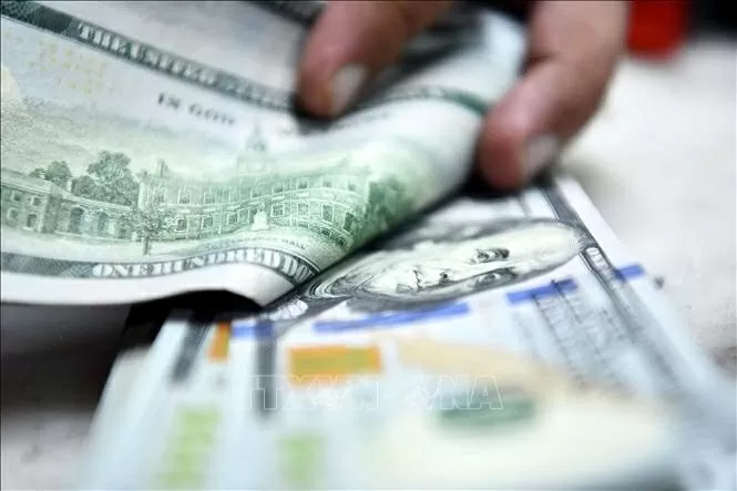 The State Bank of Vietnam sets the daily reference exchange at 25,240 VND/USD on August 14 (Photo: VNA) The State Bank of Vietnam sets the daily reference exchange at 25,240 VND/USD on August 14 (Photo: VNA)