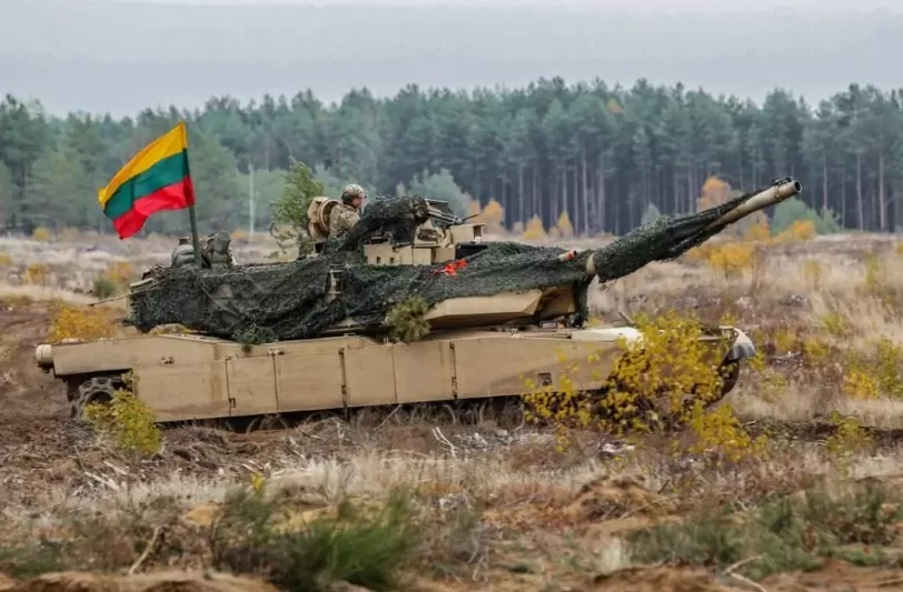 Nga-Belarus tập trận chung, triển khai cả tên lửa siêu thanh khủng mang đầu đạn hạt nhân, một quốc gia NATO không ngồi yên
