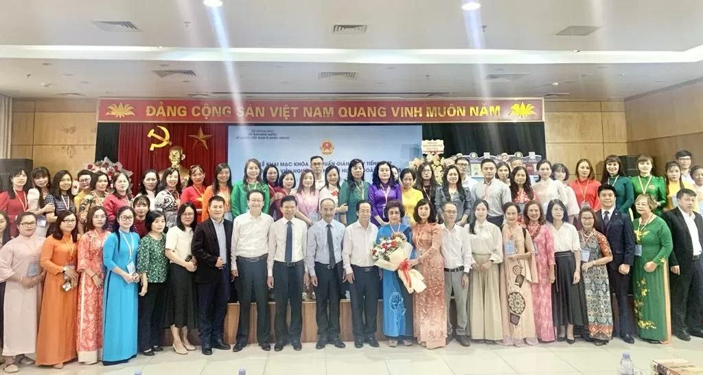 Khai mạc Khóa tập huấn giảng dạy tiếng Việt cho giáo viên người Việt Nam ở nước ngoài năm 2025 Khoảng 80 học viên tham gia Khóa tập huấn giảng dạy tiếng Việt cho giáo viên người Việt Nam ở nước ngoài năm 2025
