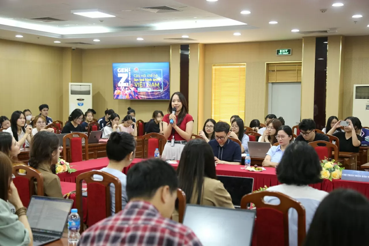 Ngoại giao phiên bản Gen Z: Đưa bản sắc Việt Nam ra biển lớn Ngoại giao phiên bản Gen Z: Đưa bản sắc Việt Nam ra biển lớn