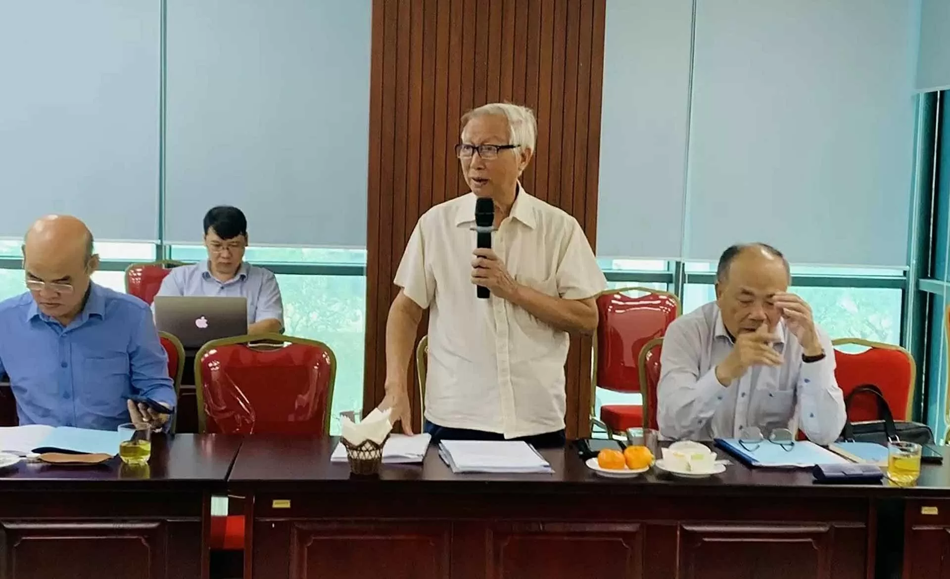 Mốc son tháng Tám Mốc son tháng Tám