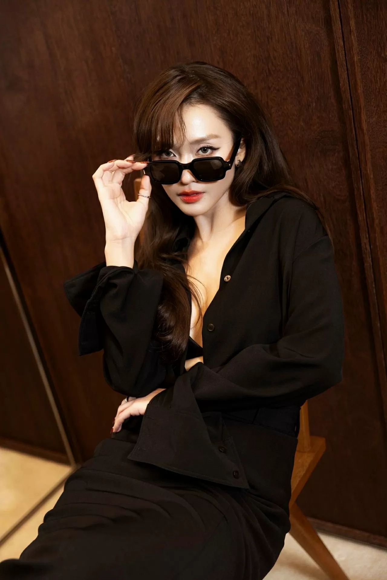 Diễn viên Khả Ngân đăng ảnh cực ngầu Diễn viên Khả Ngân đăng ảnh cực ngầu