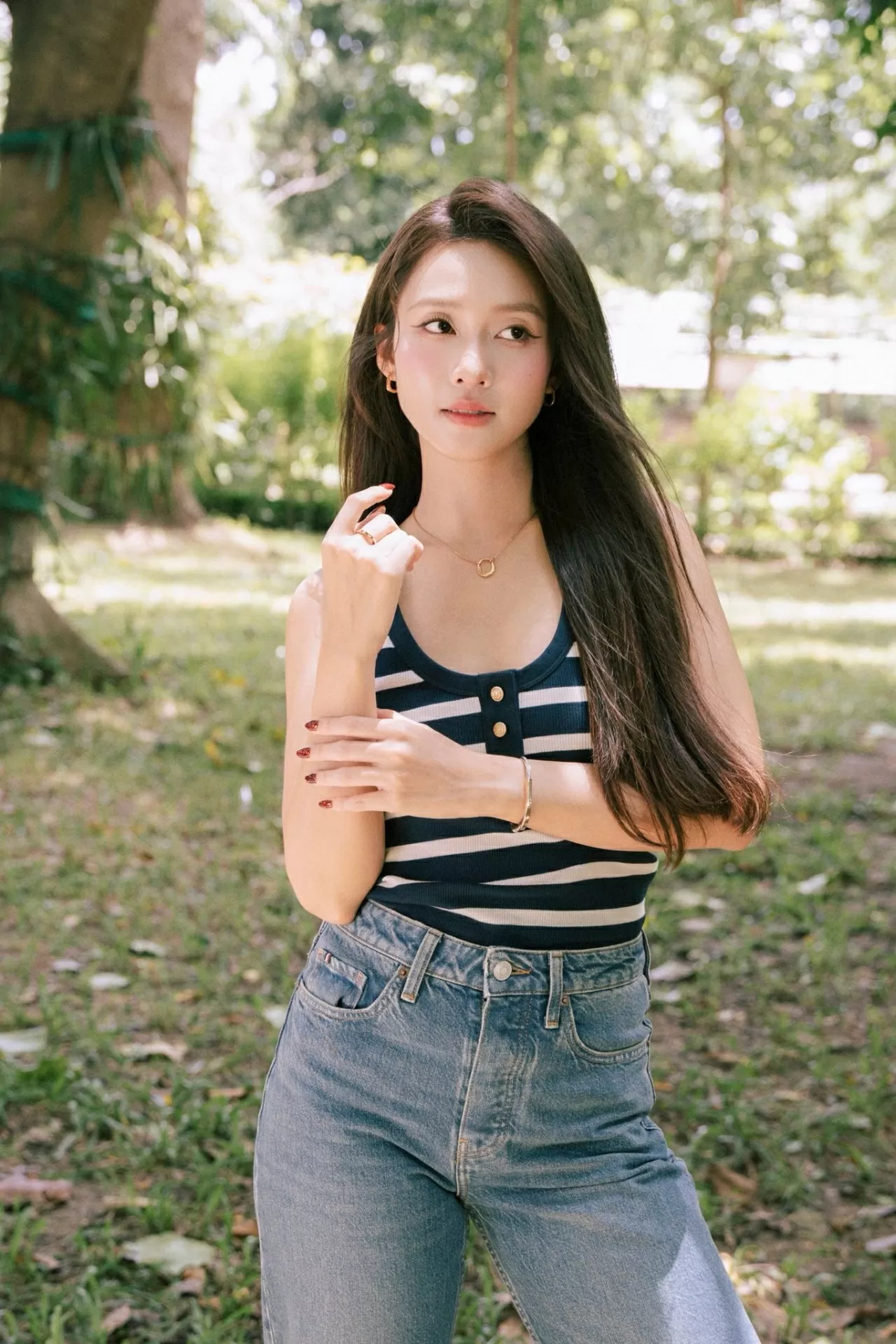 Diễn viên Khả Ngân đăng ảnh cực ngầu Diễn viên Khả Ngân đăng ảnh cực ngầu