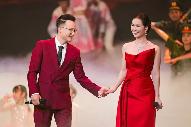 Sao Việt Sao Việt