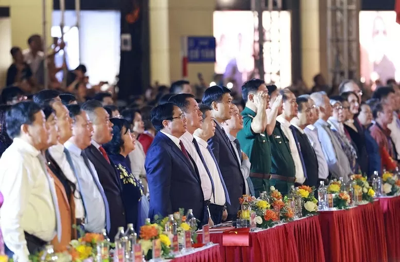 Hà Nội - Từ mùa Thu lịch sử năm 1945 Hà Nội - Từ mùa Thu lịch sử năm 1945